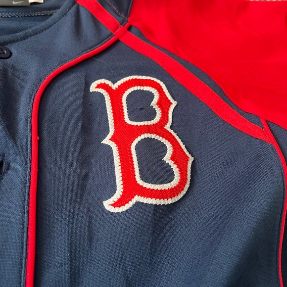 Nike Sportswear Vintage Nike Boston Red Sox #33 Varitek - Picture 3 of 6